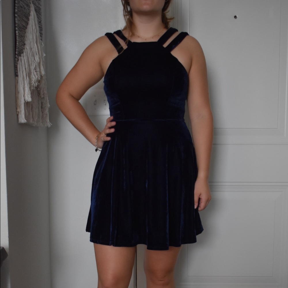 never worn navy blue velvety dress- 7/8